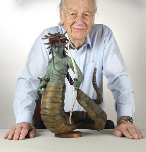 ray_01 DYNEMOTION (Ray Harryhausen)